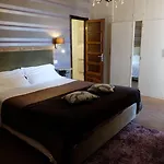 La Rocca & 4*