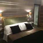 Pensjonat La Rocca & 4*