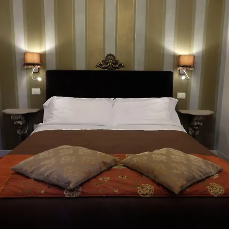 La Rocca & 4*